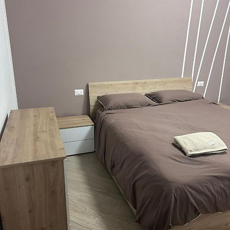 Appartamento Azzurra House Treno Milano Santo Stefano Ticino Esterno foto