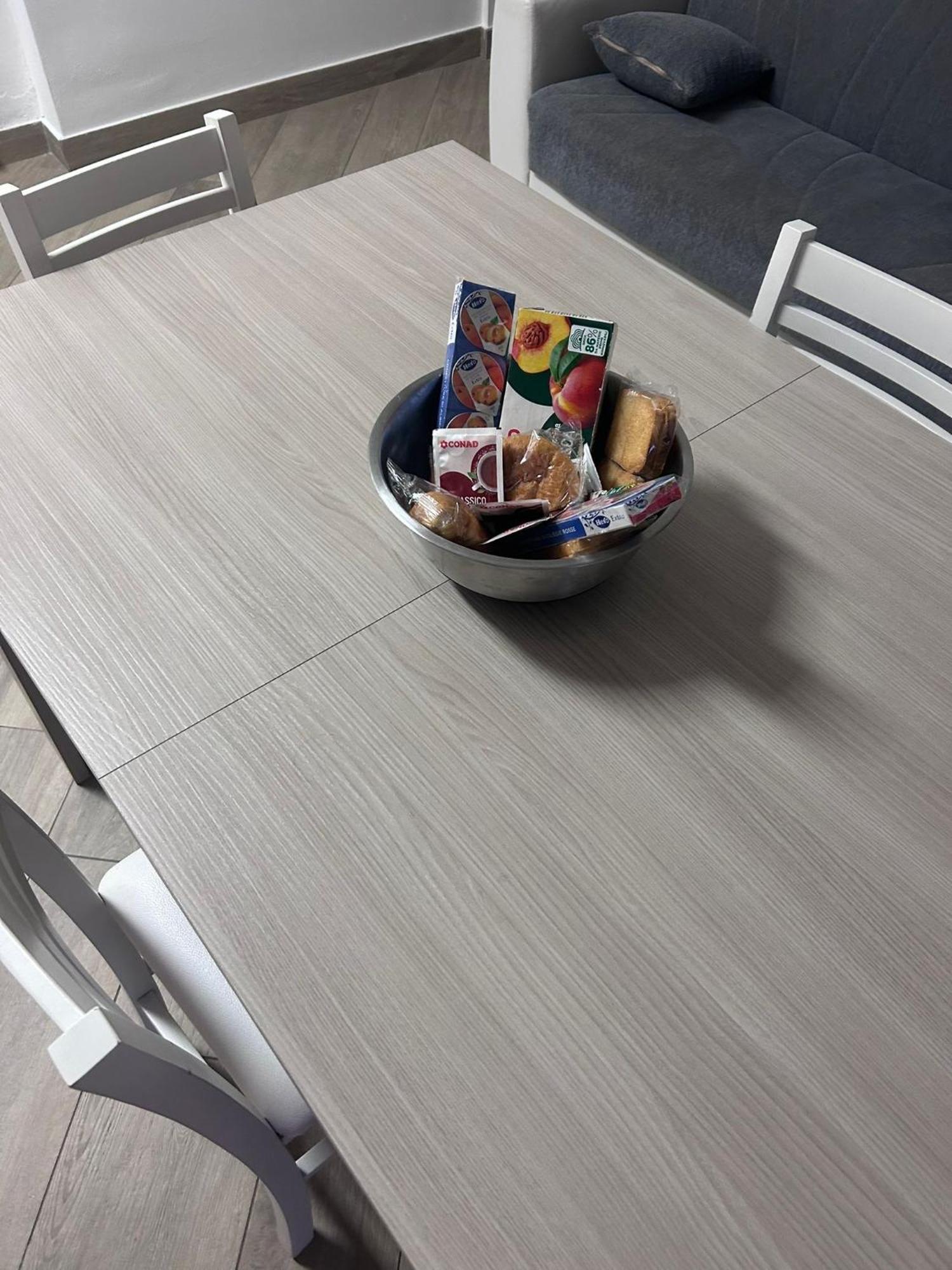 Appartamento Azzurra House Treno Milano Santo Stefano Ticino Esterno foto